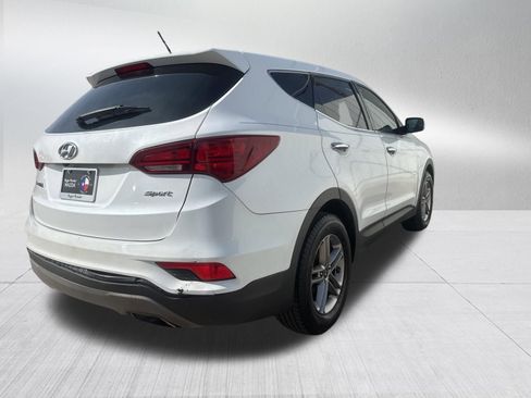 Used 2018 Hyundai Santa Fe Sport image 22