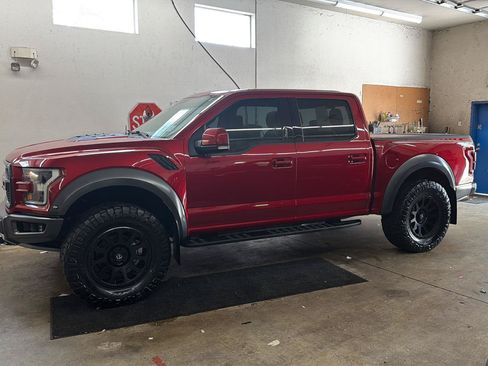 Used 2017 Ford F150 Raptor w/ Equipment Group 802A Luxury AWD/4WD image 2