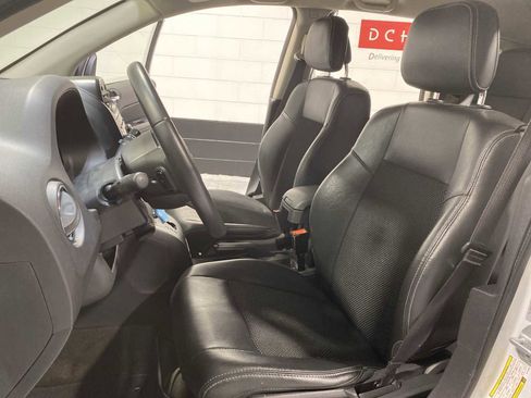 Used 2017 Jeep Compass Sport w/ Power Value Group image 11