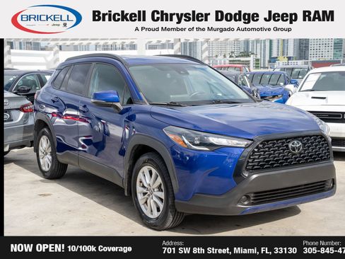 Used 2022 Toyota Corolla Cross LE image 3