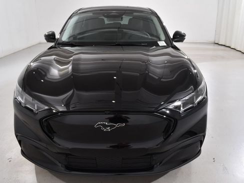 Used 2025 Ford Mustang Mach-E Premium AWD/4WD image 3