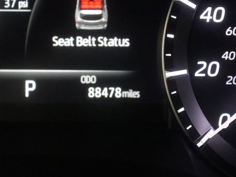 Used 2021 Toyota Highlander XSE image 25