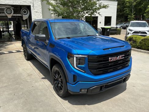 Used 2023 GMC Sierra 1500 Elevation AWD/4WD image 13