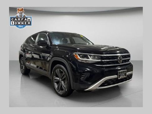 Used 2020 Volkswagen Atlas Cross Sport SEL image 1