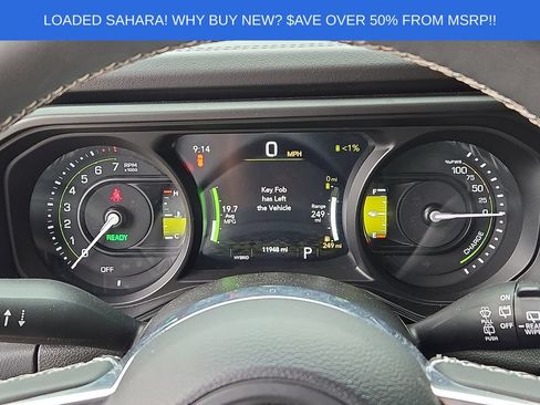 Used 2025 Jeep Wrangler Unlimited Sahara w/ Safety Group AWD/4WD image 18