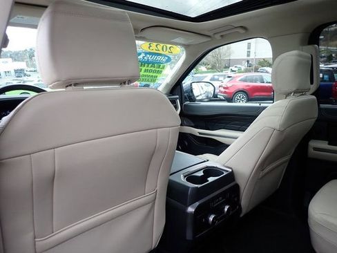 Used 2023 Ford Expedition Max Platinum AWD/4WD image 18