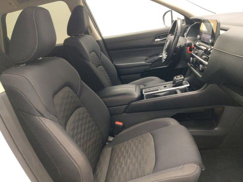 Used 2022 Nissan Pathfinder SV FWD image 21