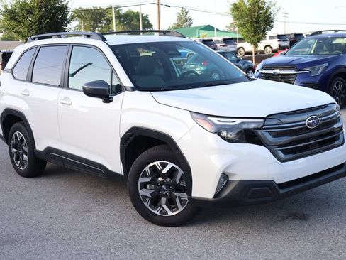 Certified 2026 Subaru Forester Premium AWD/4WD image 2