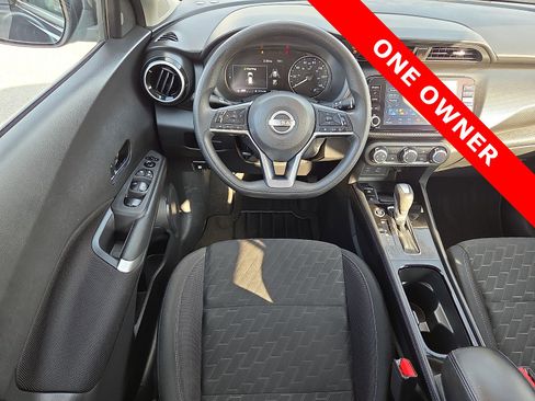 Used 2024 Nissan Kicks SV image 11
