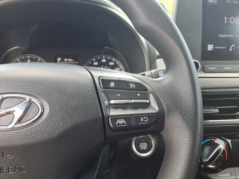 Used 2022 Hyundai Kona SEL image 10