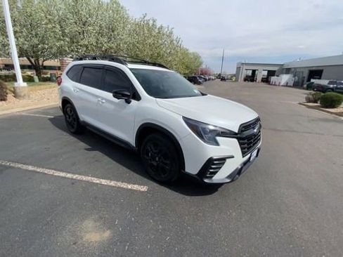 Used 2023 Subaru Ascent Onyx Edition Limited image 9