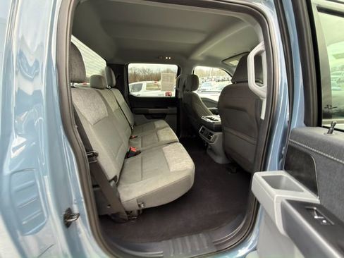 Used 2023 Ford F150 Lightning XLT image 10