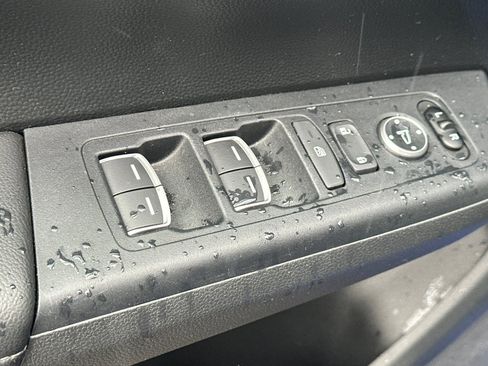 Used 2024 Honda CR-V EX-L image 13