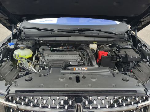 New 2026 Lincoln Nautilus Premier w/ Equipment Group 102A image 25