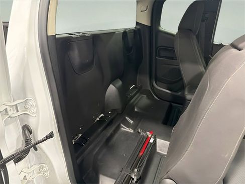 Used 2021 Chevrolet Colorado LT w/ Fleet Safety Package image 28