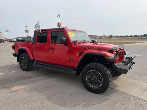 Used 2022 Jeep Gladiator Rubicon w/ Cold Weather Group image 8