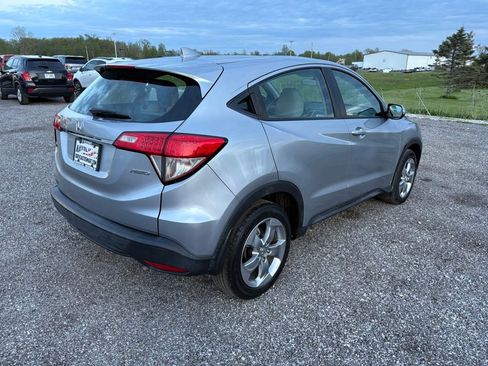 Used 2021 Honda HR-V LX image 3