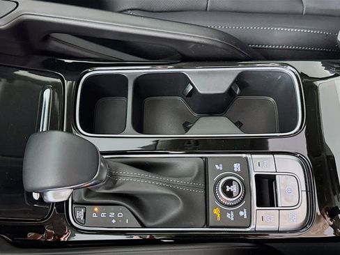 New 2025 Kia Telluride S image 17