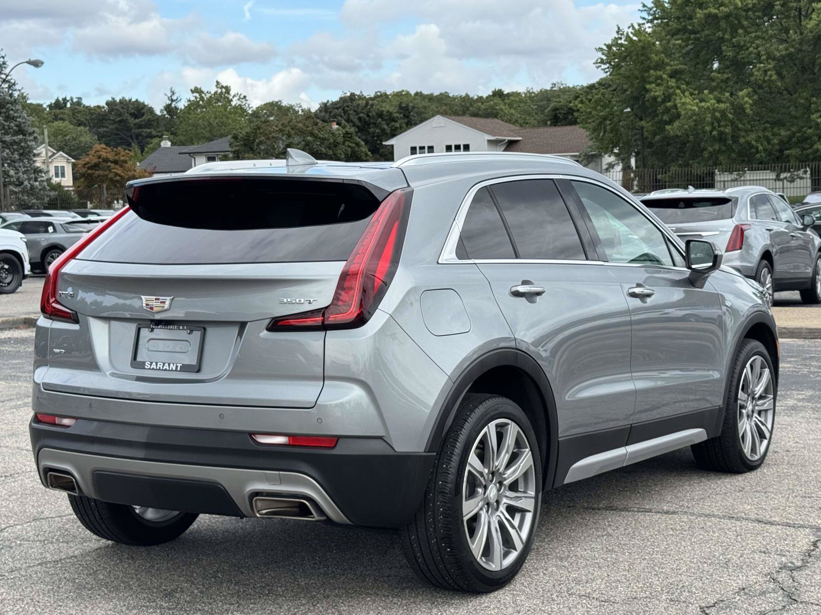 Certified 2023 Cadillac XT4 Premium Luxury w/ Cold Weather Package AWD/4WD image 5