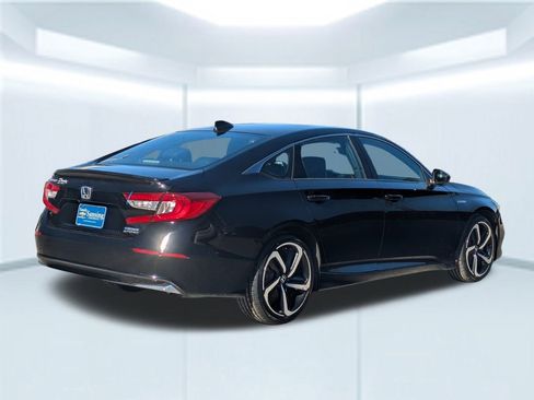 Used 2022 Honda Accord Sport image 6