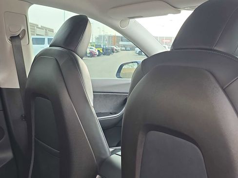 Used 2021 Tesla Model Y Performance image 16