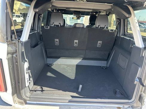 Used 2025 Ford Bronco Outer Banks AWD/4WD image 16