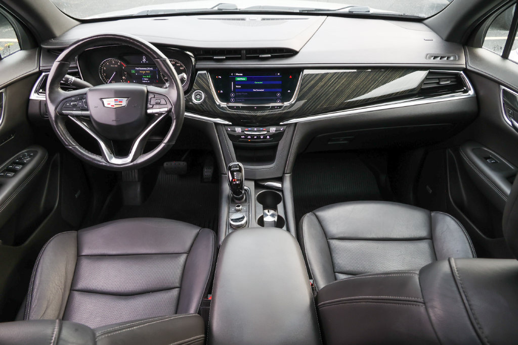 Used 2020 Cadillac XT6 Premium Luxury FWD image 9