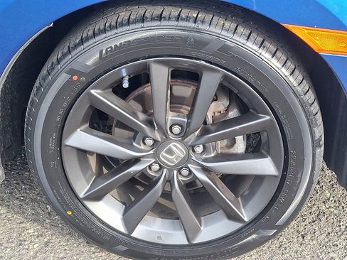 Used 2020 Honda Civic EX image 9