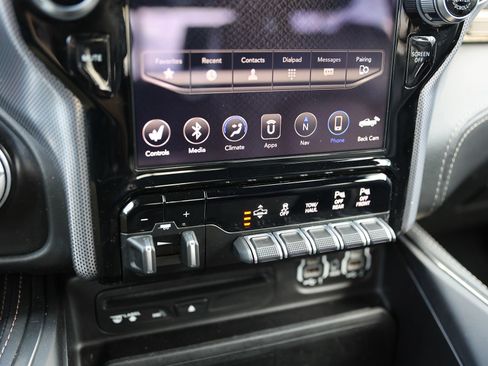 Used 2019 RAM 1500 Limited AWD/4WD image 27