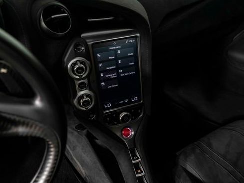 Used 2019 McLaren 720S Performance image 20