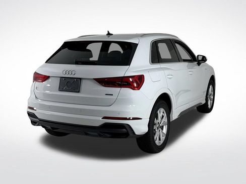 Certified 2025 Audi Q3 2.0T Premium AWD/4WD image 5