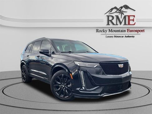 Used 2021 Cadillac XT6 Sport w/ Platinum Package image 1