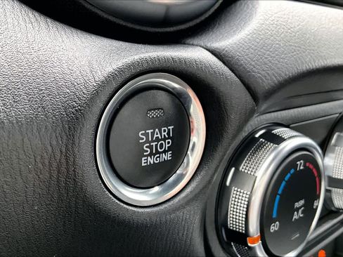 Used 2025 MAZDA MX-5 Miata Grand Touring w/ Weather Package image 28