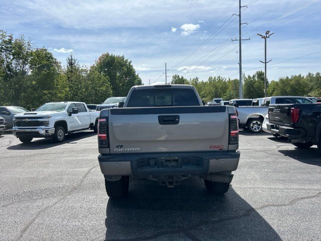 Used 2013 GMC Sierra 2500 Denali w/ Suspension Package, Off-Road AWD/4WD image 9