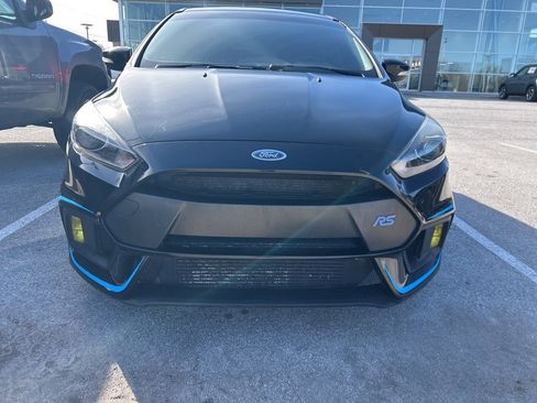 Used 2017 Ford Focus RS image 3