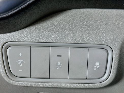 Used 2021 Kia Soul LX FWD image 16
