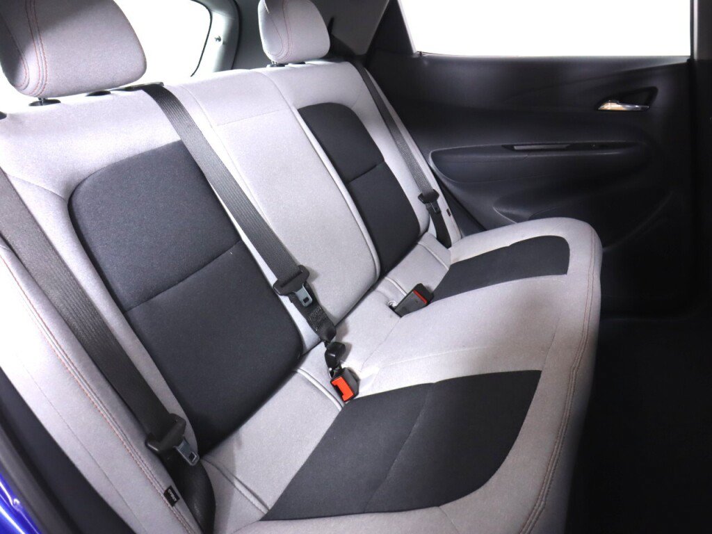 Used 2018 Chevrolet Bolt LT FWD image 35