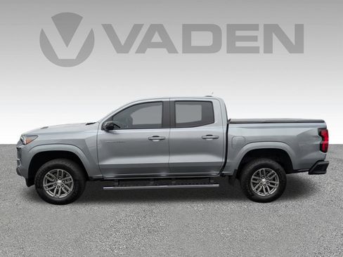 Used 2023 Chevrolet Colorado LT w/ LT Convenience Package II image 25