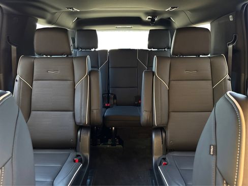 New 2026 Cadillac Escalade ESV Sport w/ LPO, ONYX Package RWD image 16