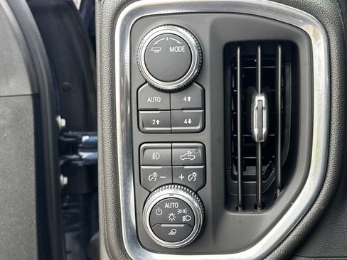 Used 2022 GMC Sierra 2500 Denali AWD/4WD image 18