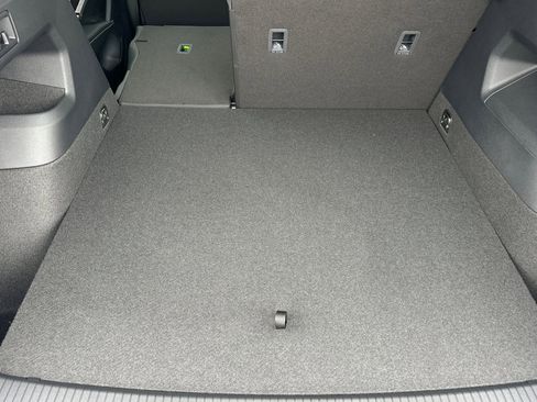 New 2026 Volkswagen Tiguan S image 13