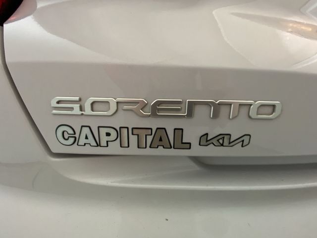 Used 2023 Kia Sorento SX FWD image 28
