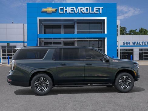 New 2026 Chevrolet Suburban Z71 image 5