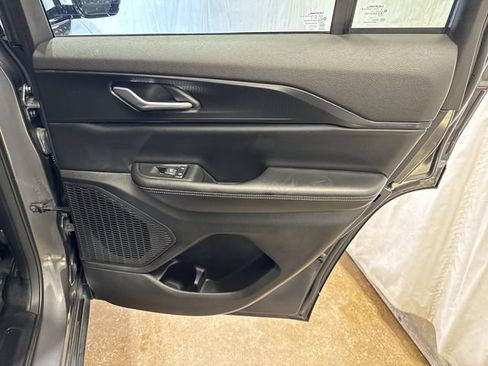 Used 2024 Jeep Grand Cherokee Altitude AWD/4WD image 26