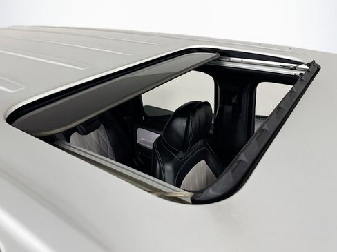 Certified 2024 Mercedes-Benz G 550 image 25