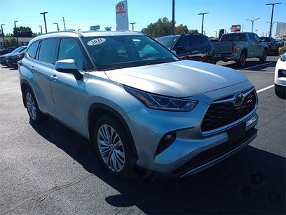 Certified 2021 Toyota Highlander Platinum