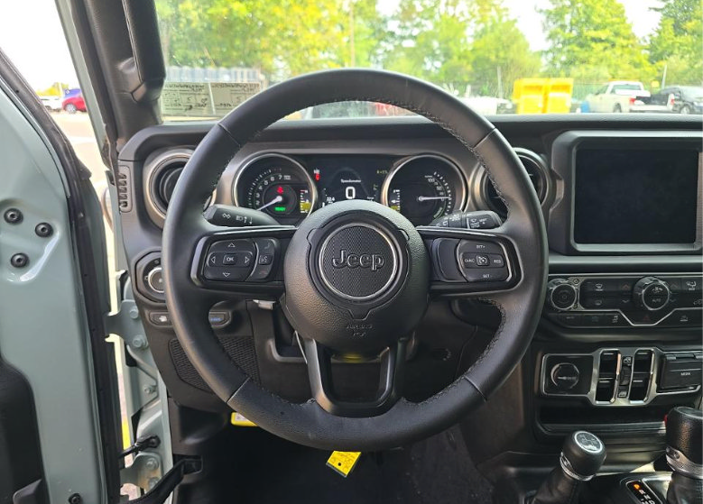 Used 2023 Jeep Wrangler Unlimited w/ 8.4" Radio Group AWD/4WD image 14