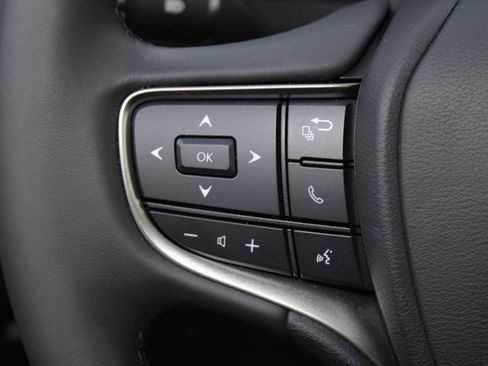 Certified 2025 Lexus UX 300h FWD image 18