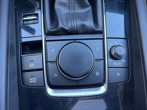 Used 2025 MAZDA MAZDA3 s image 24