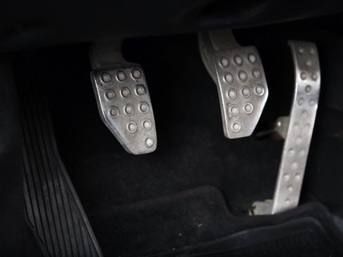 Used 2001 Ferrari 360 Spider RWD image 16